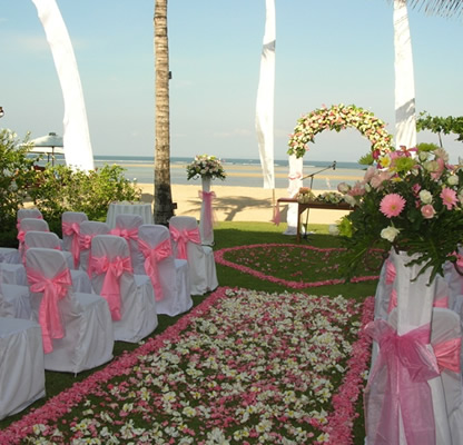 kerobokan beach